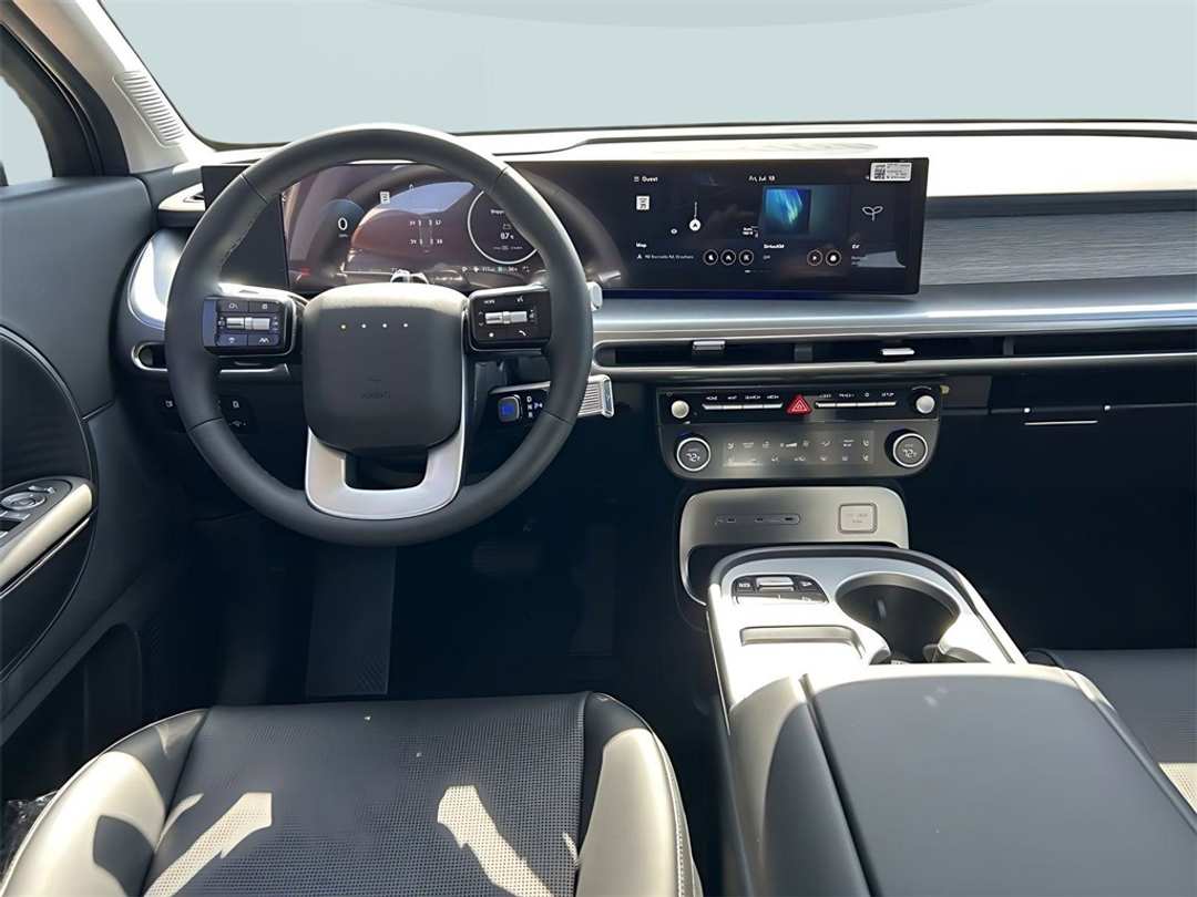 2026 Hyundai Ioniq 9 SEL - Image 23