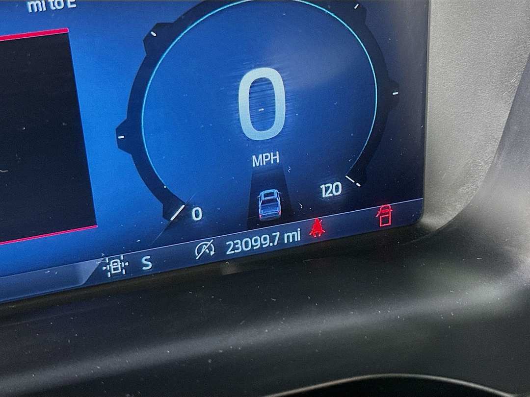 2024 Ford F-150 XLT - Image 13