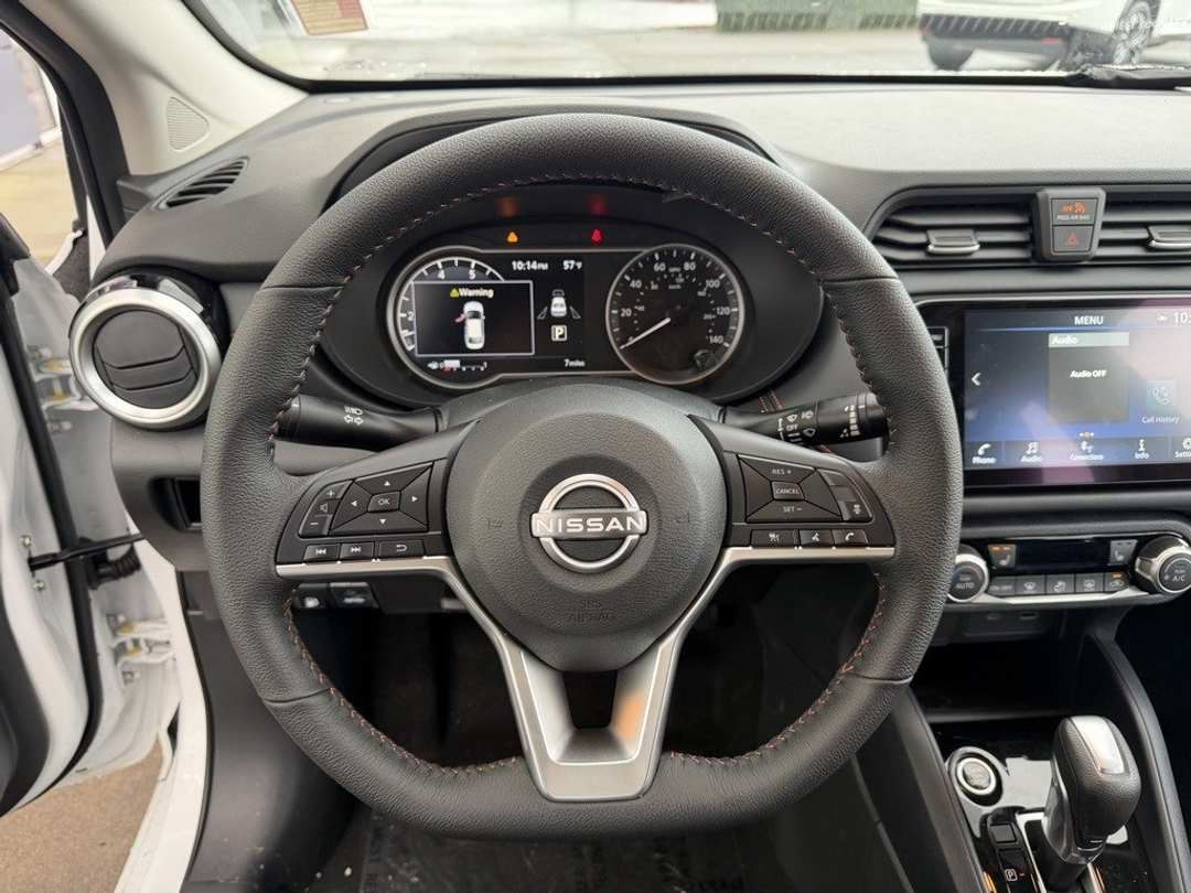 2025 Nissan Versa 1.6 SR - Image 18