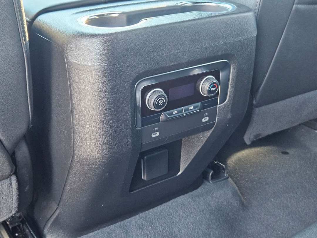 2024 Chevrolet Tahoe LT - Image 28