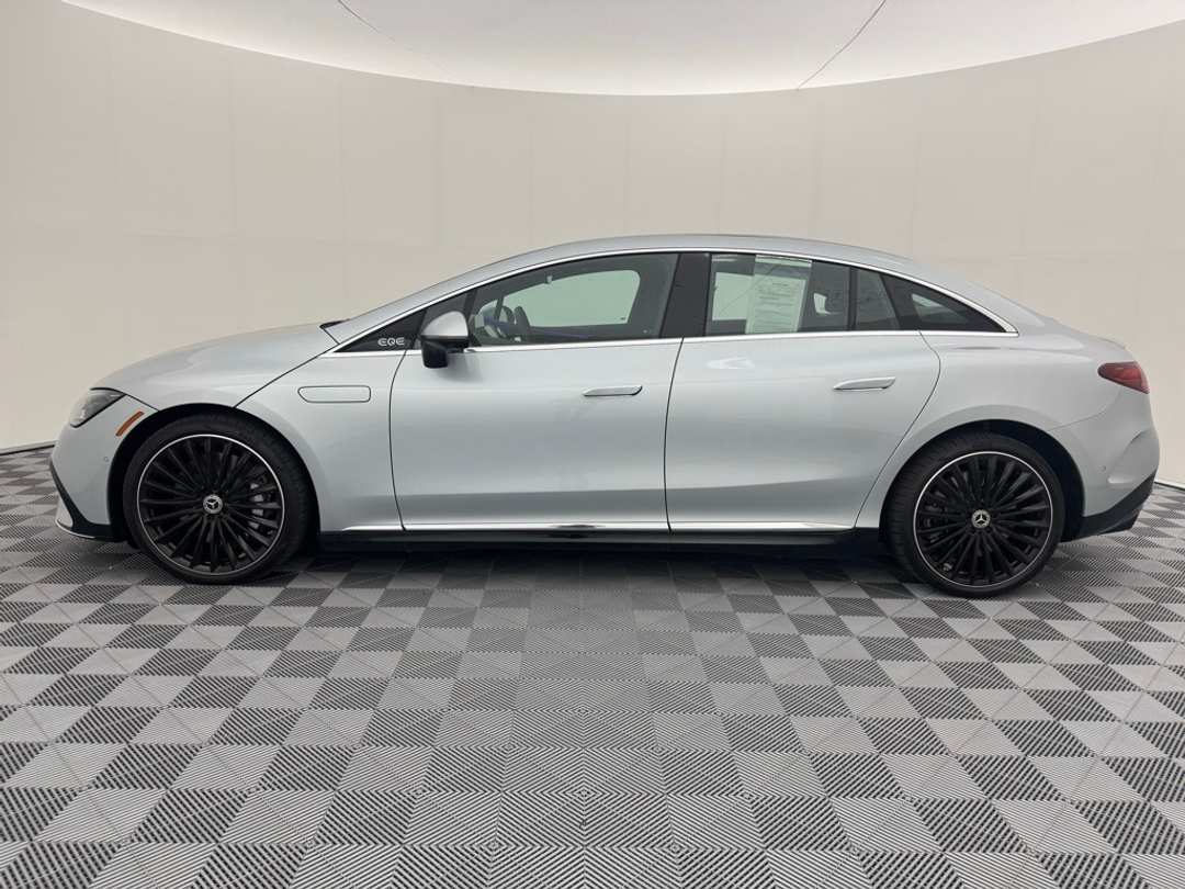 2024 Mercedes-Benz EQE 350 - Image 6