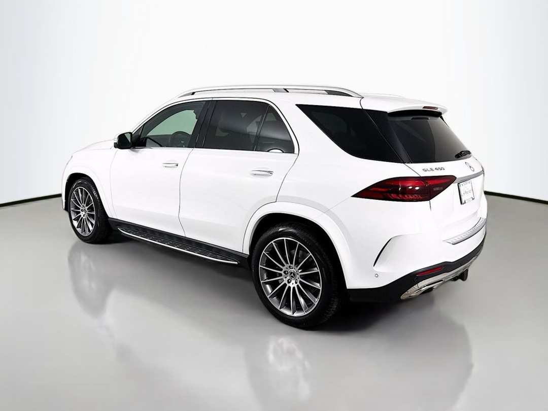 2026 Mercedes-Benz GLE GLE 450 - Image 3