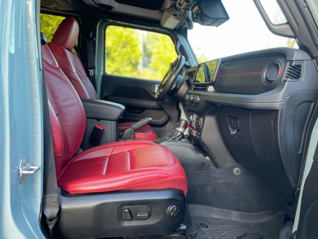 2024 Jeep Wrangler Rubicon 392 - Image 24