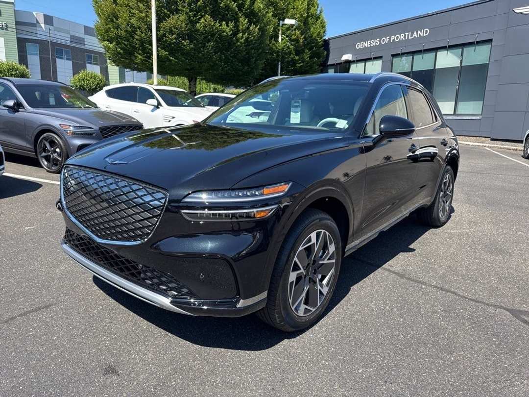 2026 Genesis Electrified Gv70 - Image 3