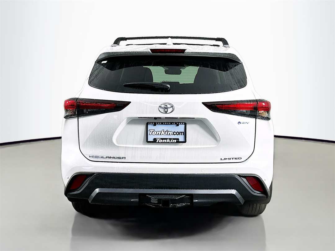2026 Toyota Highlander Limited - Image 6