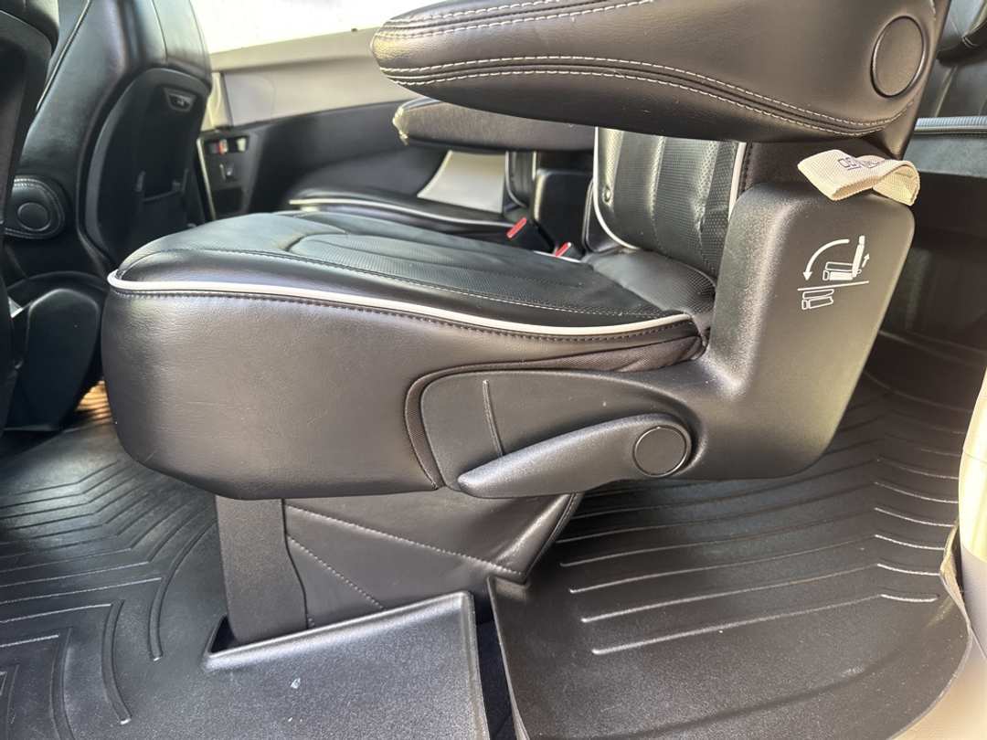 2022 Chrysler Pacifica Limited - Image 23