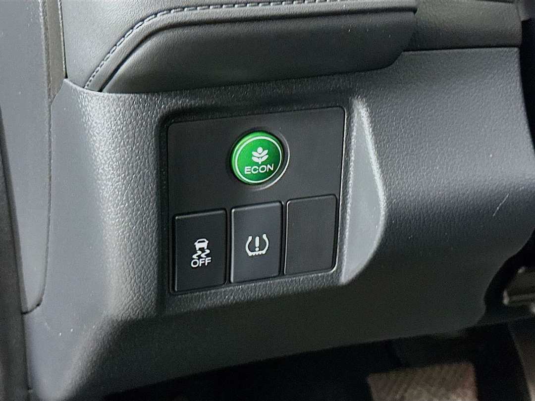 2021 Honda HR-V LX - Image 11