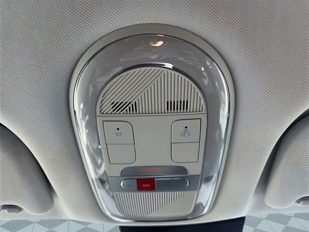 2026 Hyundai Ioniq 5 SEL - Image 28