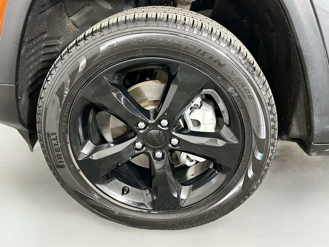 2024 Jeep Grand Cherokee Limited - Image 32