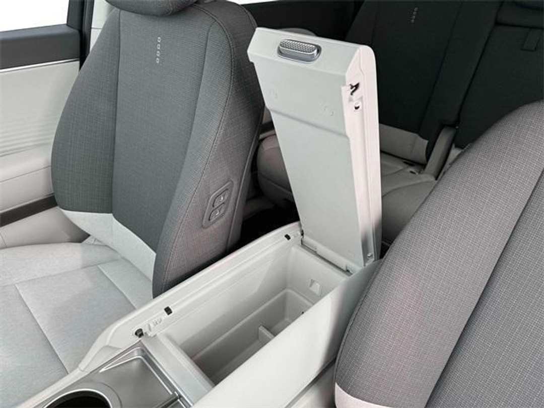 2026 Hyundai Ioniq 9 SE - Image 18