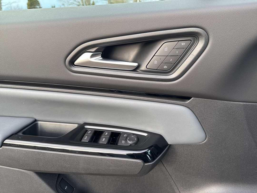 2026 Honda Prologue Touring - Image 30