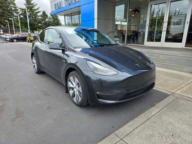 2024 Tesla Model Y Long Range