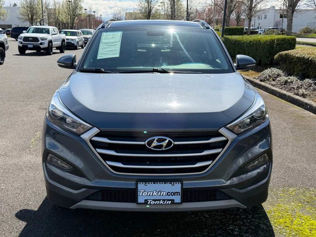 2018 Hyundai Tucson Value - Image 3