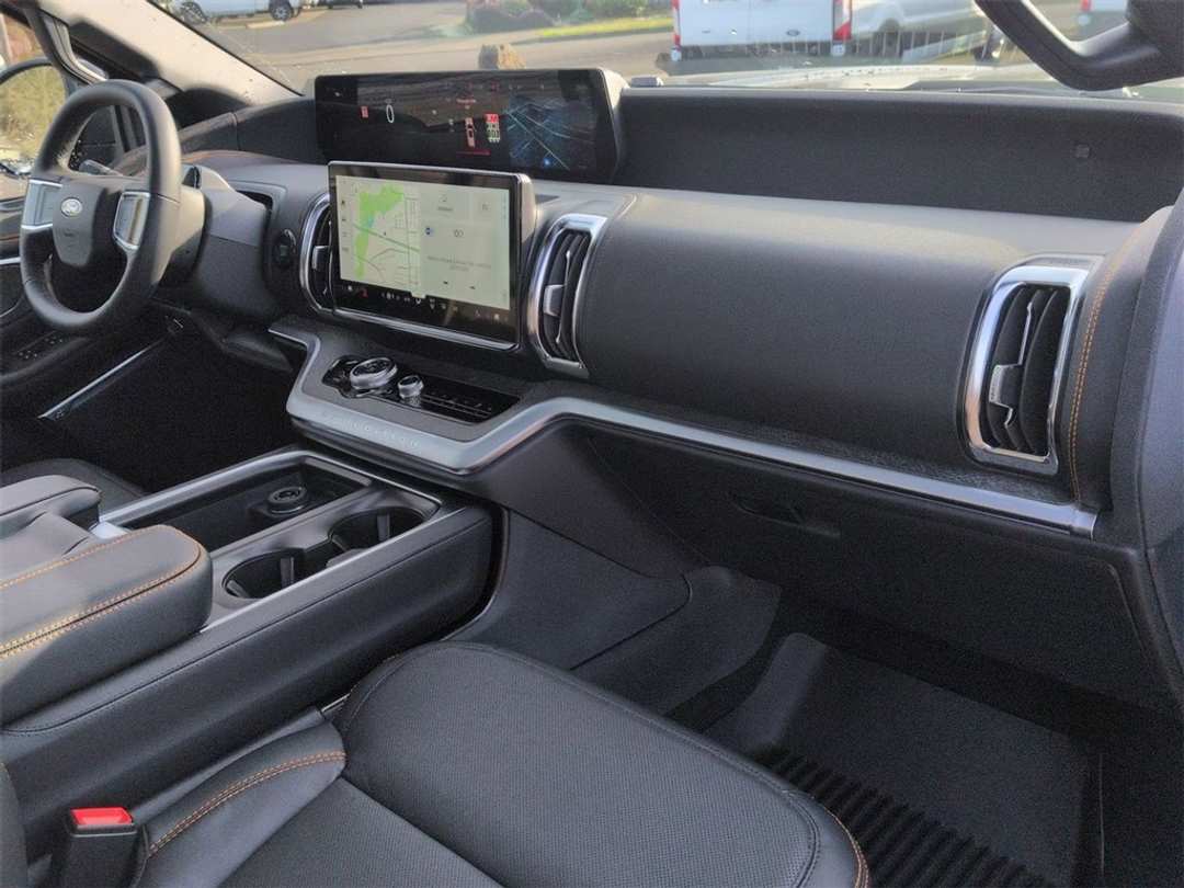 2026 Ford Expedition Tremor - Image 33