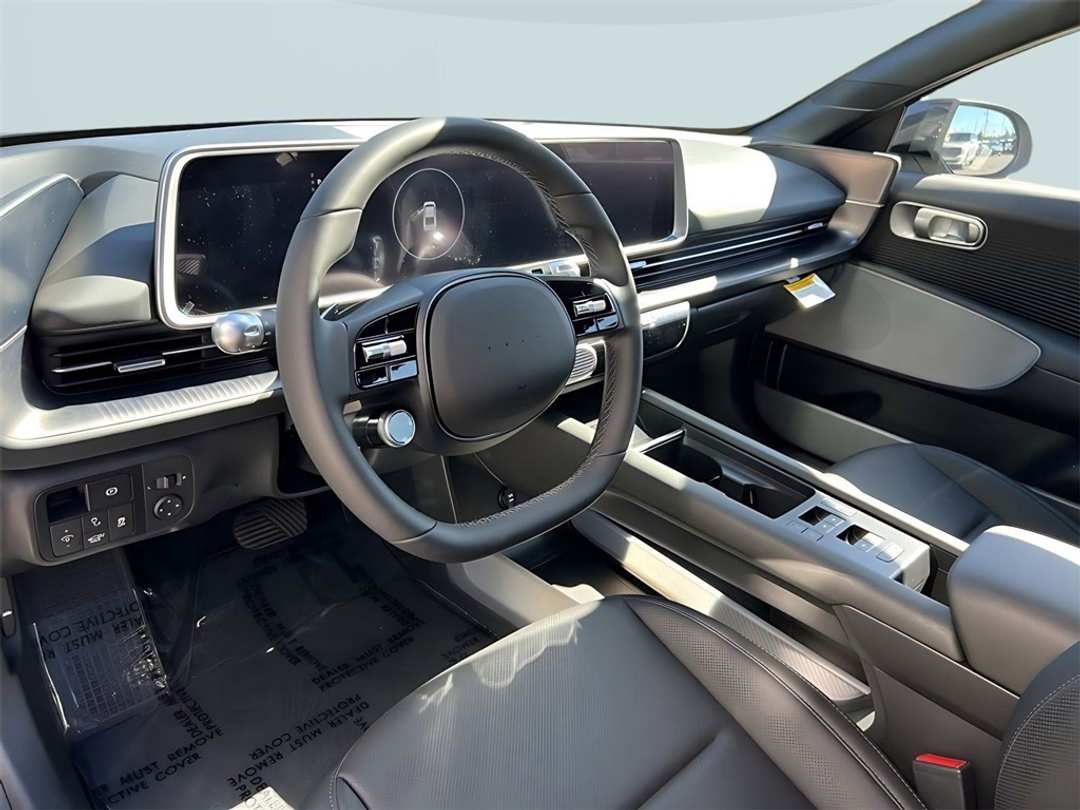 2025 Hyundai Ioniq 6 SEL - Image 13
