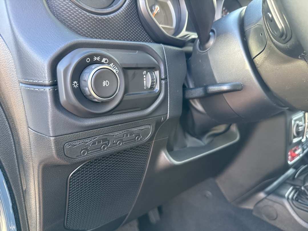 2026 Jeep Wrangler Rubicon - Image 15