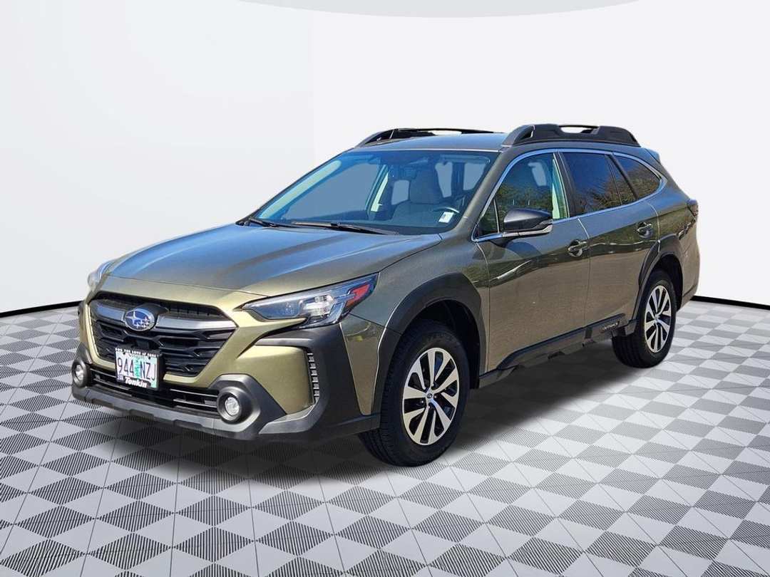 2023 Subaru Outback Premium - Image 2