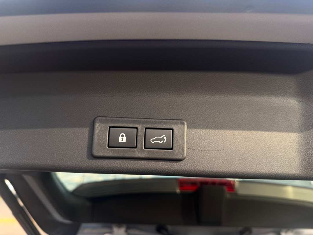 2026 Subaru Ascent Onyx Edition Touring - Image 23