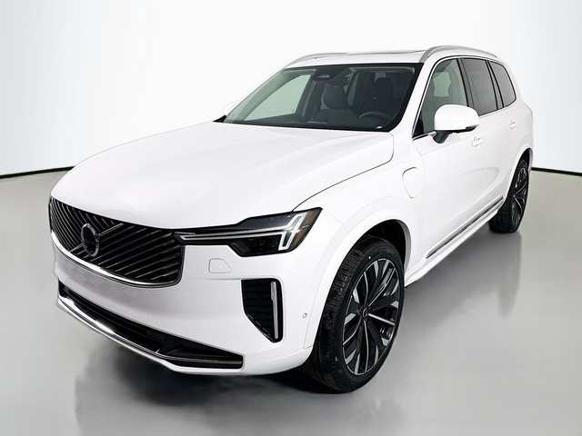 2026 Volvo Xc90 T8 Plus