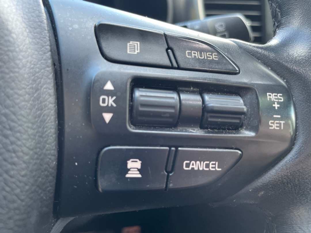 2016 Kia Sorento SX Limited - Image 10