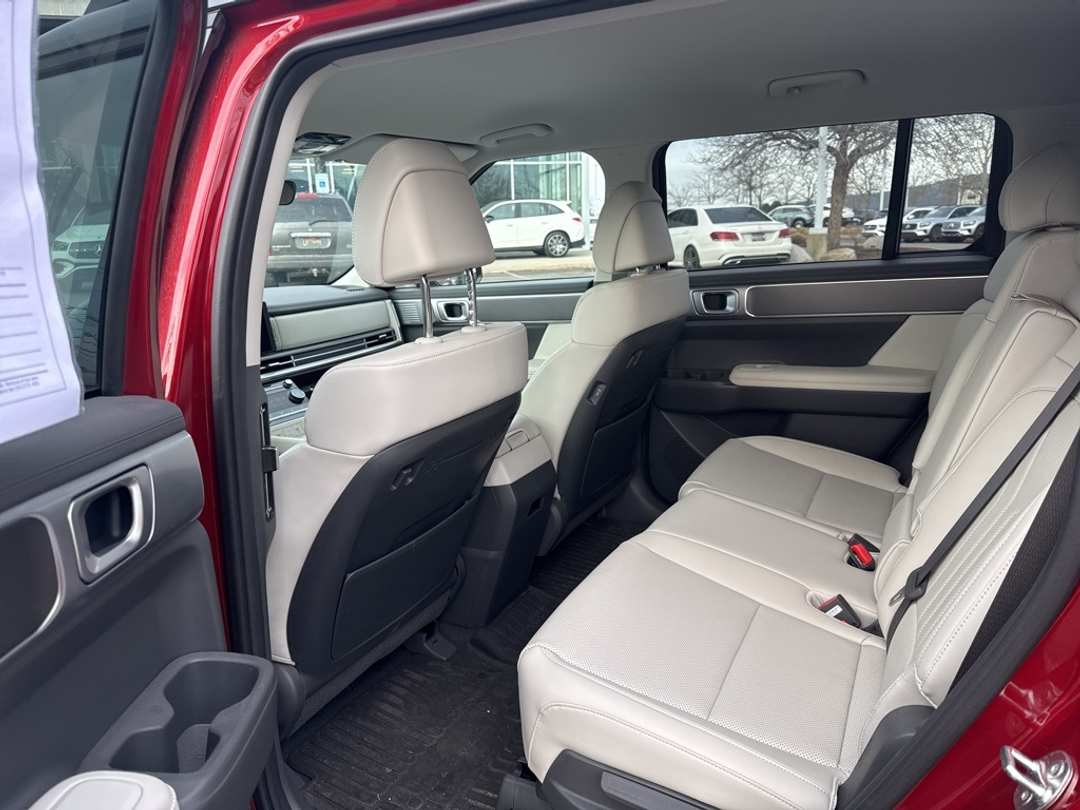 2024 Hyundai Santa Fe SEL - Image 15