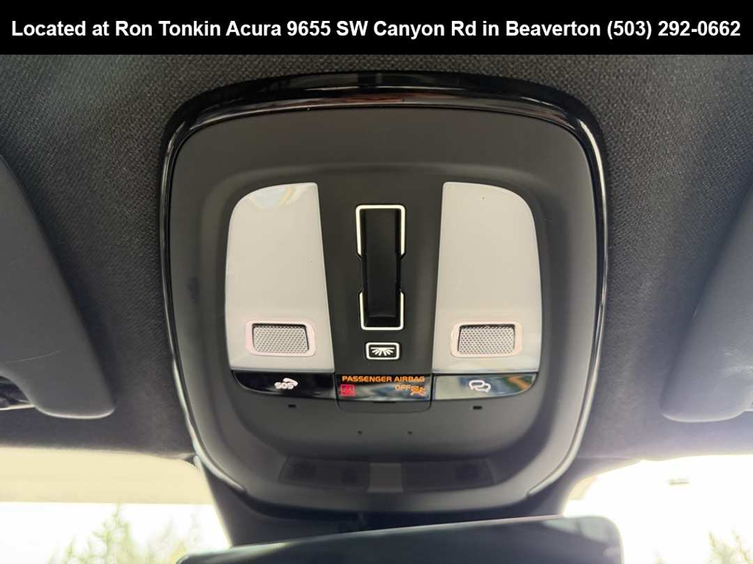 2024 Volvo Xc40 B5 Core - Image 30