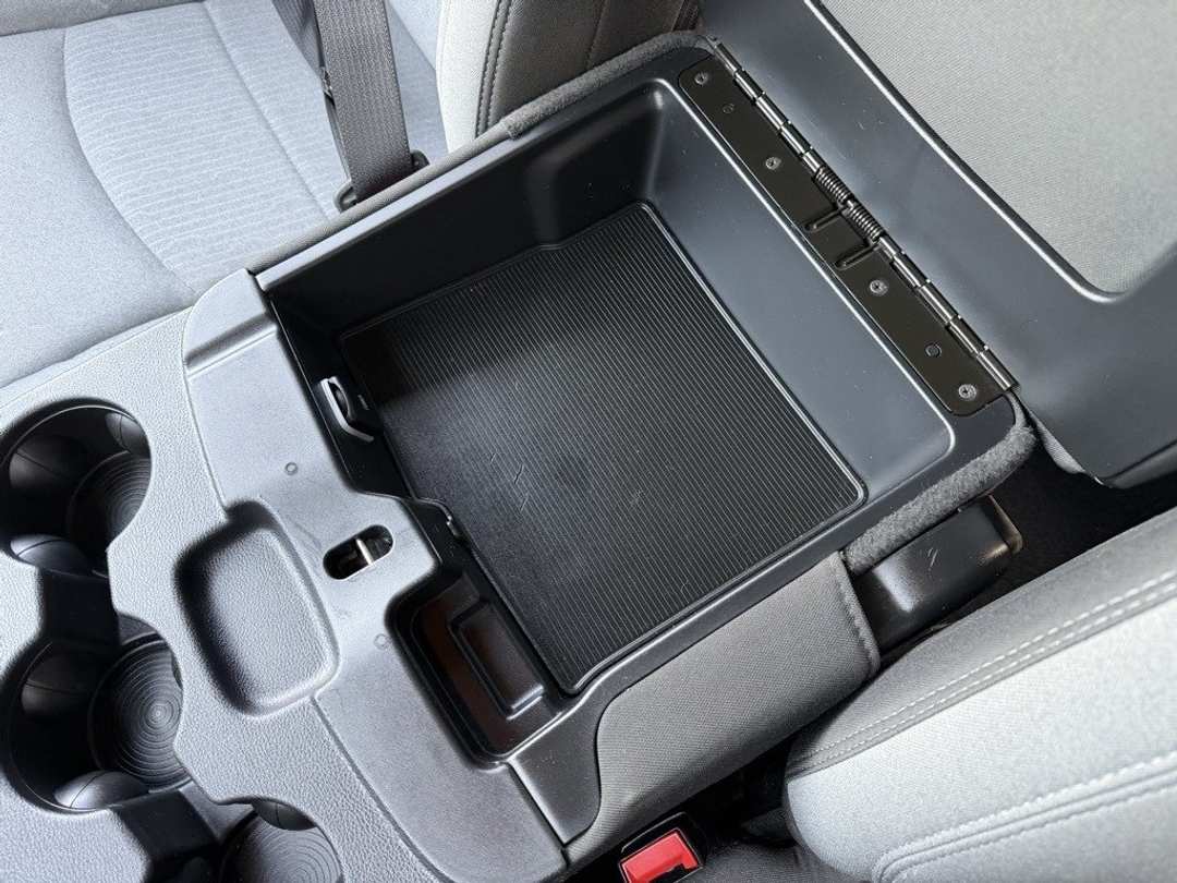 2024 Ram 3500 Big Horn - Image 25