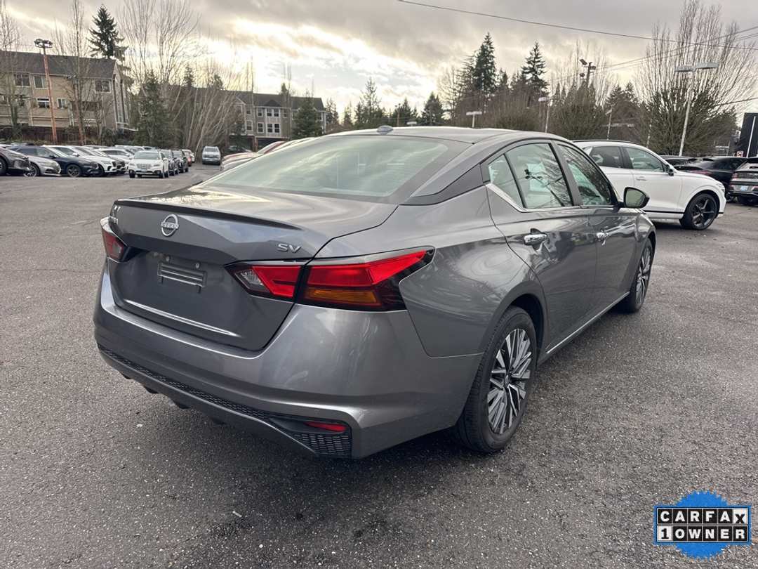 2024 Nissan Altima 2.5 SV - Image 8