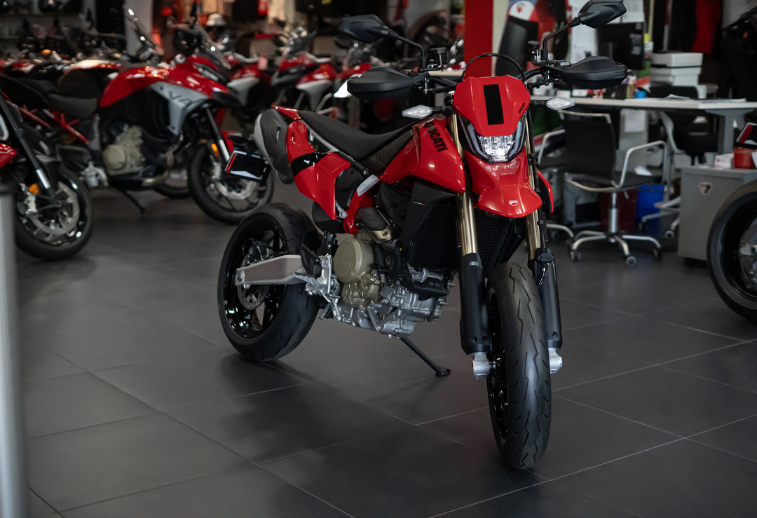 2025 Ducati Hypermotard 698 Mono - Image 14