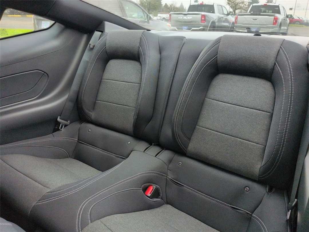 2026 Ford Mustang GT - Image 23