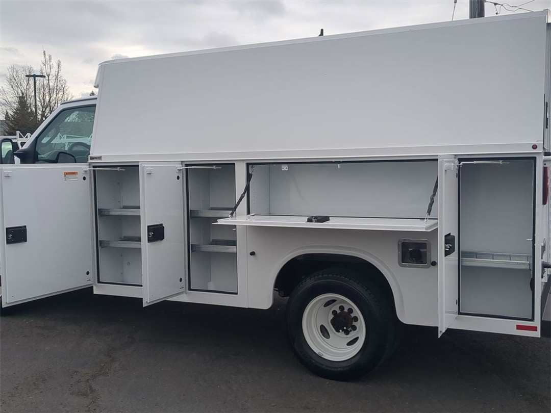 2024 Ford E-350sd Base - Image 29