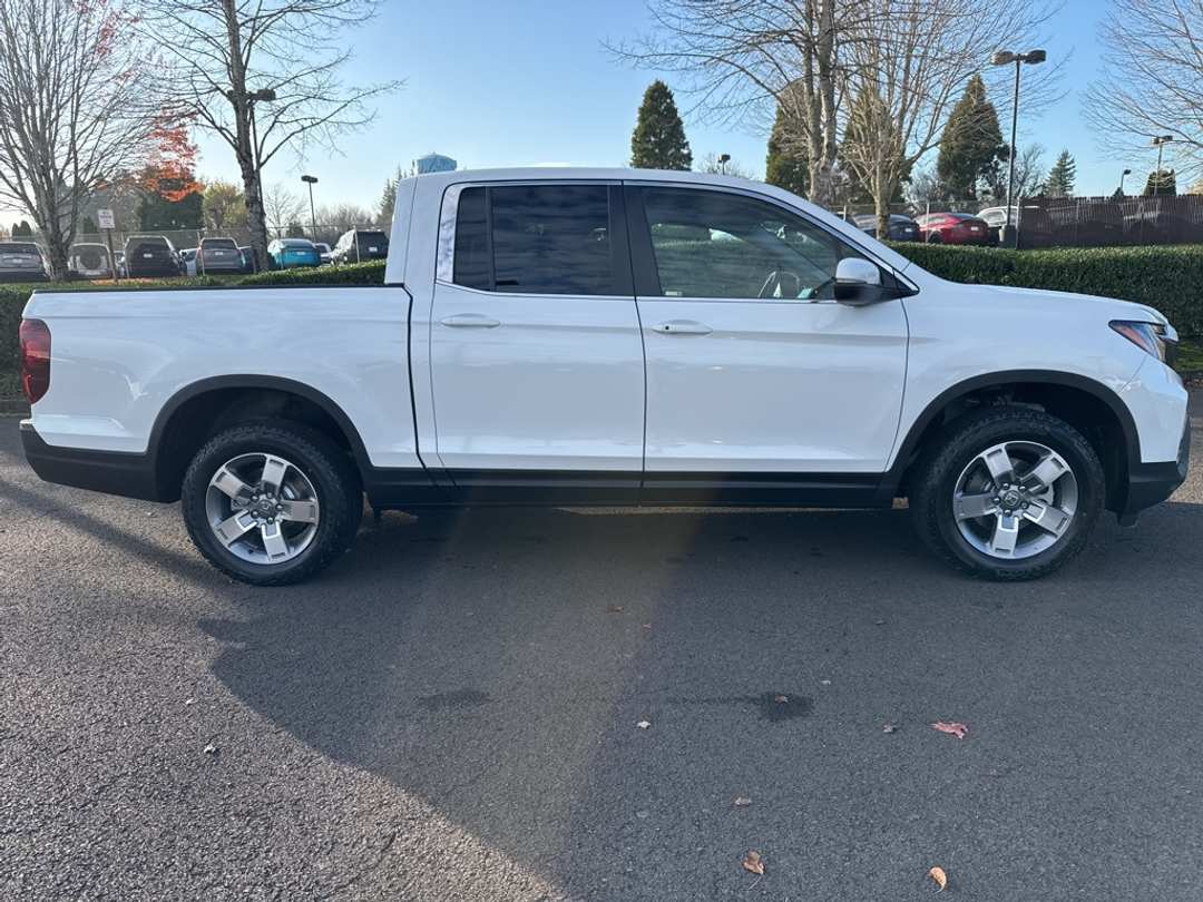 2026 Honda Ridgeline RTL - Image 2