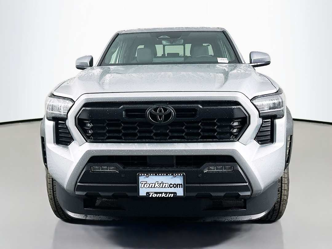 2025 Toyota Tacoma TRD Off Road - Image 2