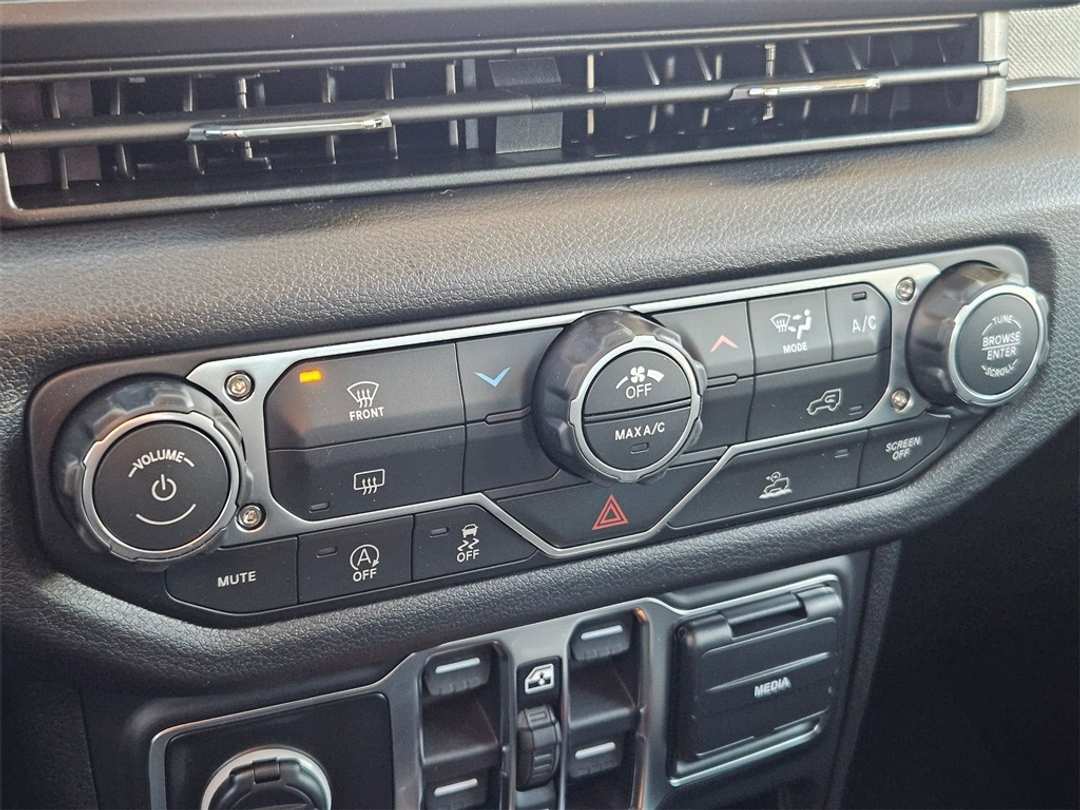 2026 Jeep Wrangler Sport - Image 23