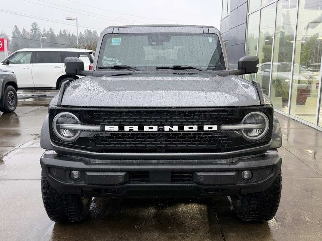 2022 Ford Bronco Wildtrak - Image 3