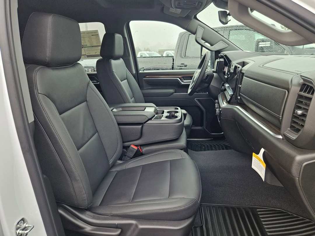 2026 Chevrolet Silverado 3500Hd LT - Image 41