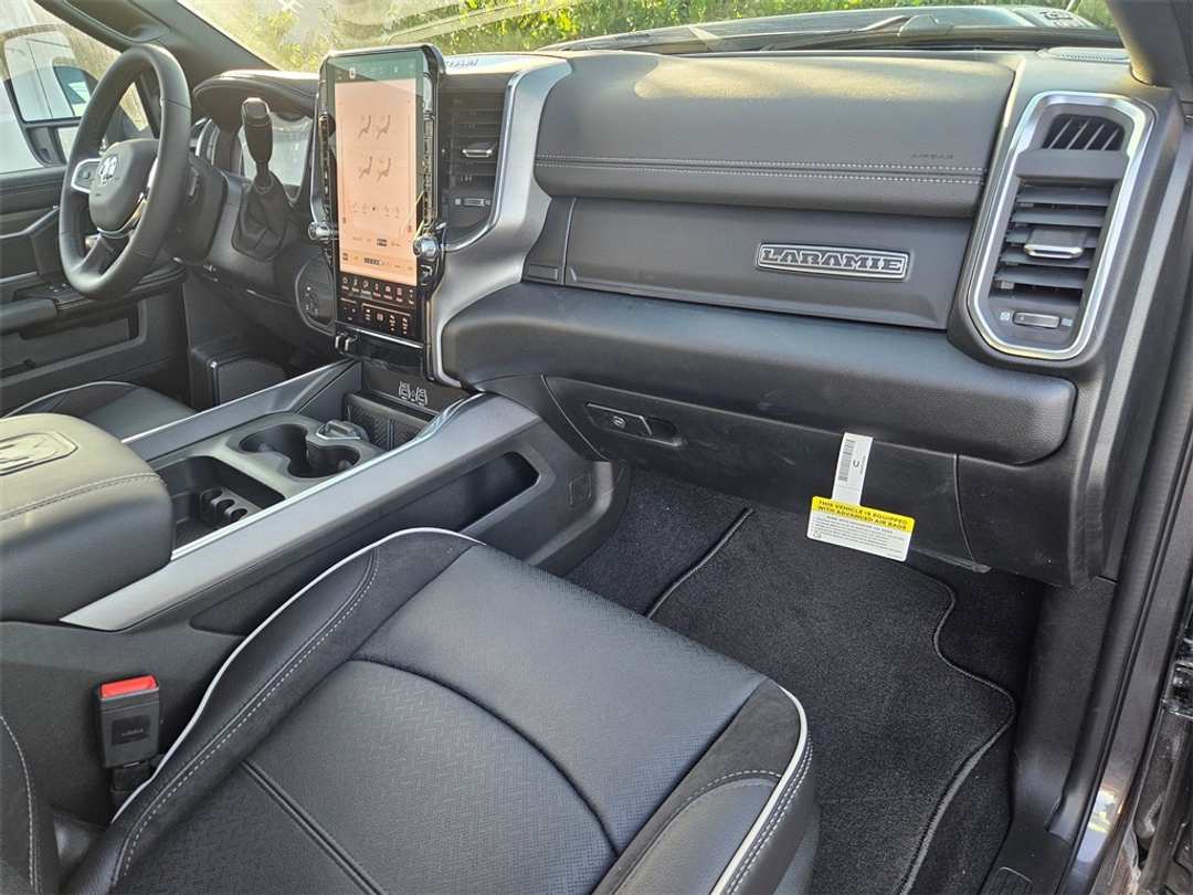 2026 Ram 2500 Laramie - Image 40