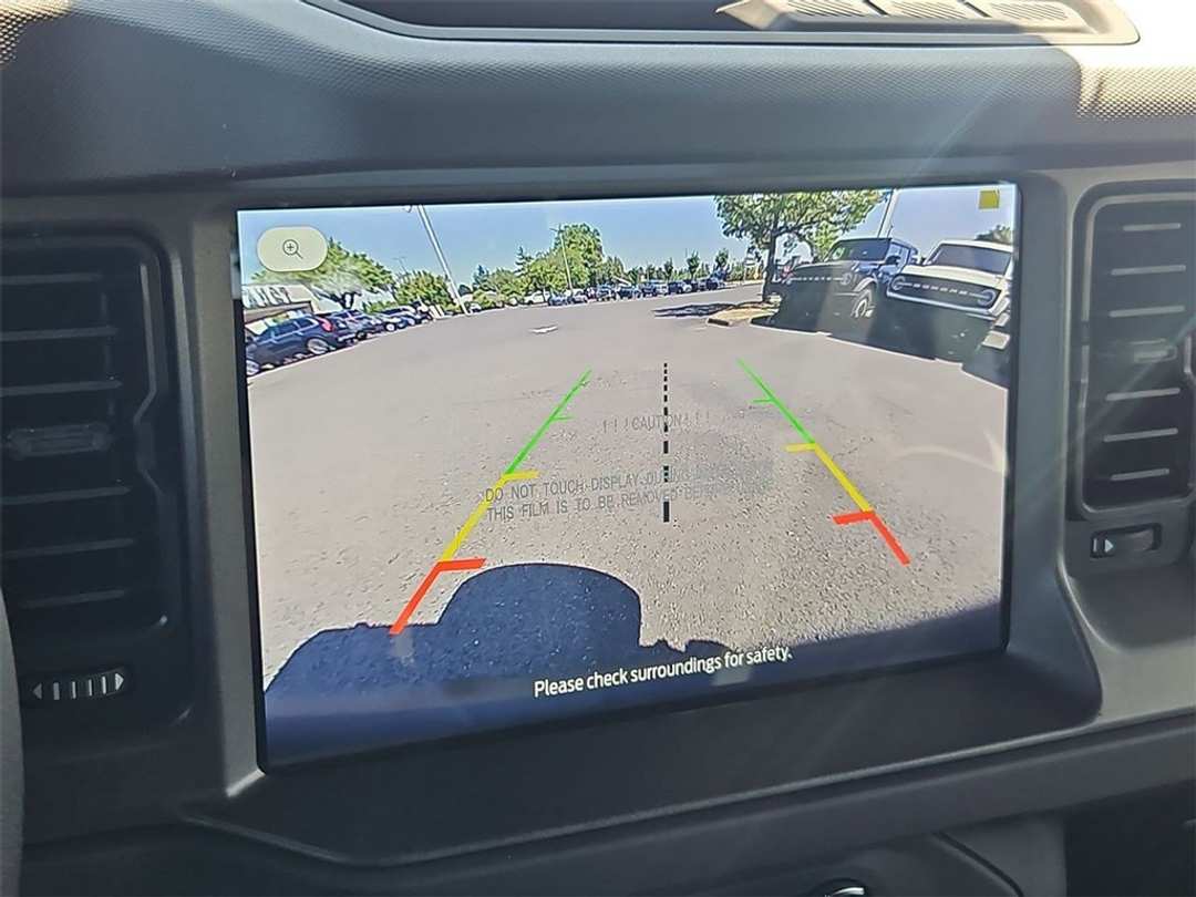 2025 Ford Bronco Base - Image 19