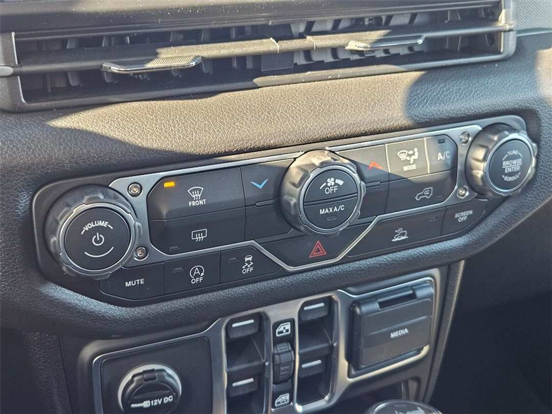 2026 Jeep Wrangler Sport - Image 23