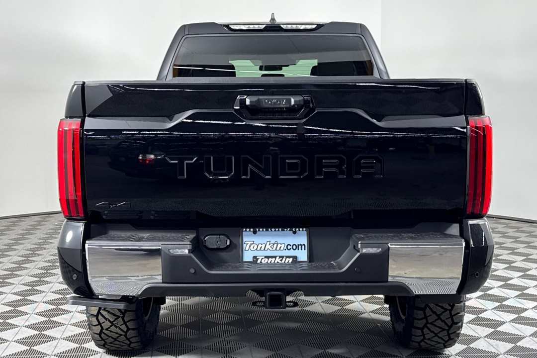Toyota Tundra - Image 4