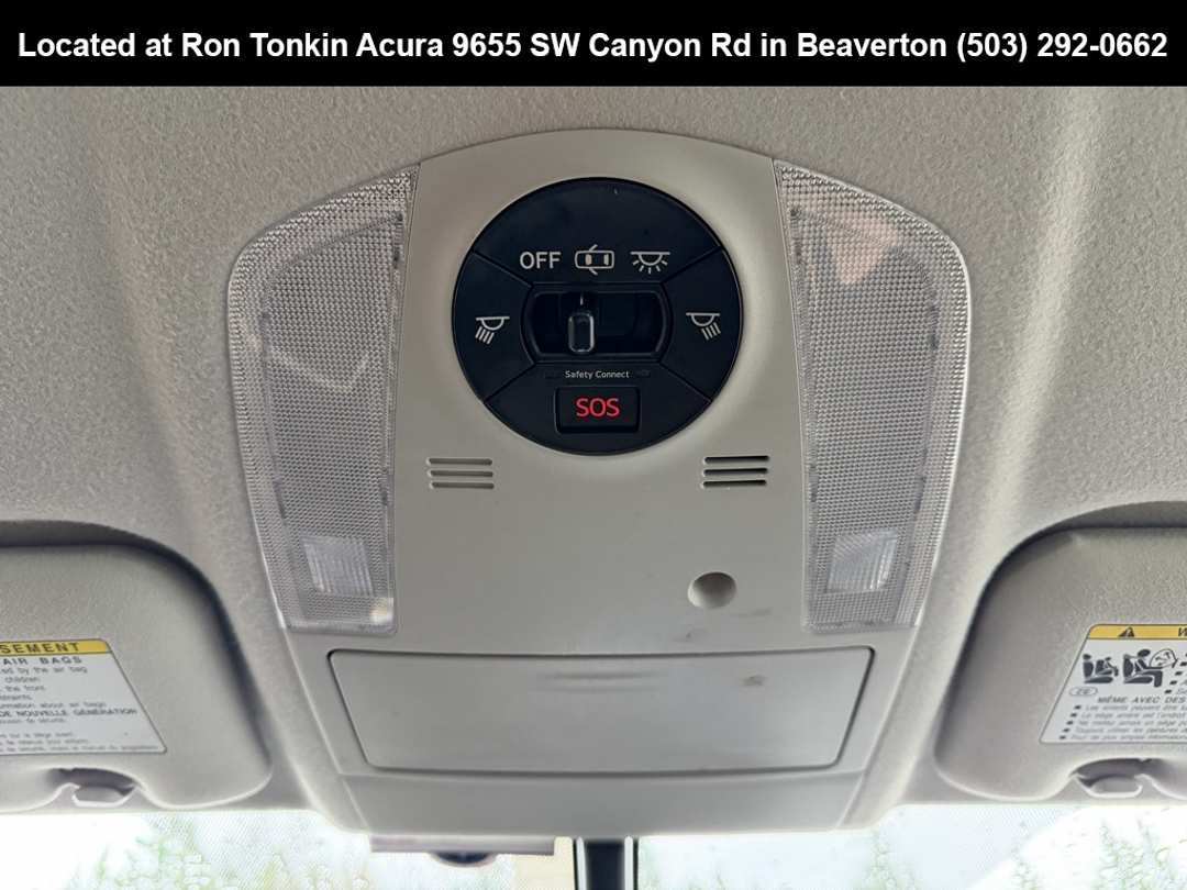 2015 Toyota Prius Advanced - Image 27