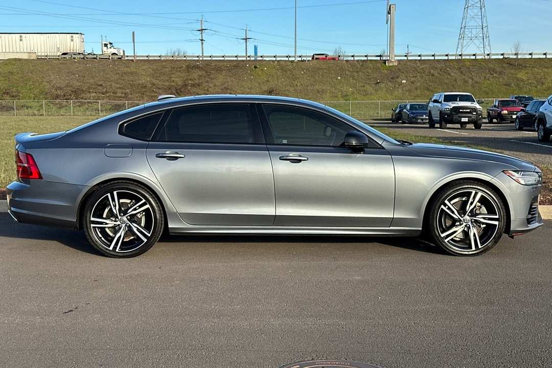 2020 Volvo S90 T8 RDesign - Image 2