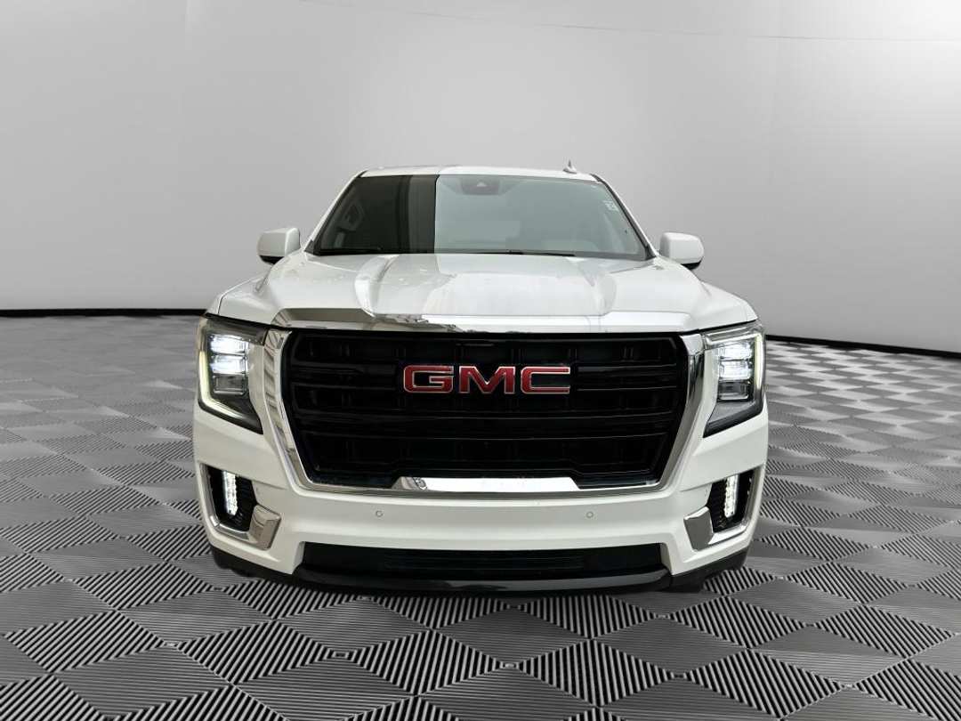 2024 GMC Yukon SLE - Image 2