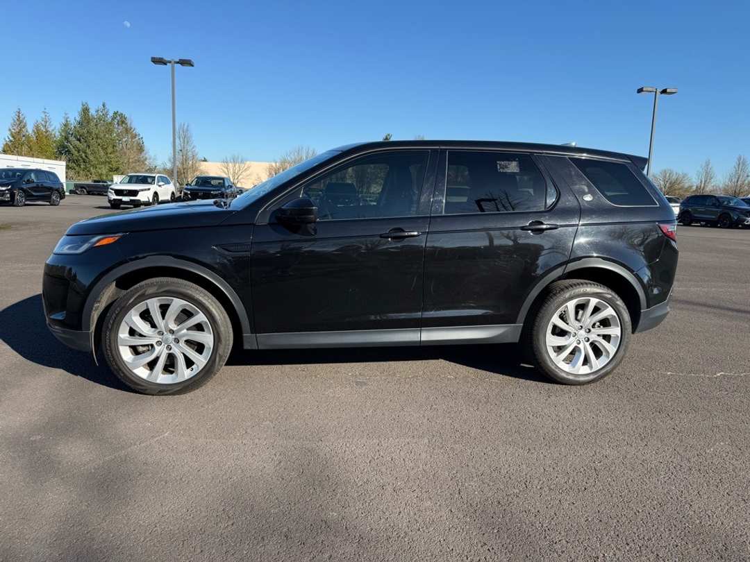 2023 Land Rover Discovery Sport SE - Image 4