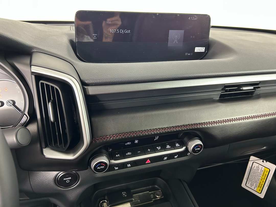 2026 MAZDA Cx-50 Premium - Image 18