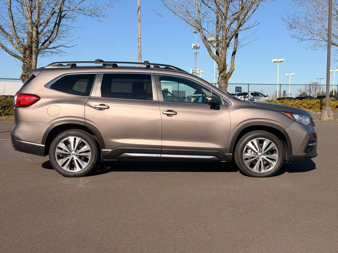 2022 Subaru Ascent Limited - Image 8