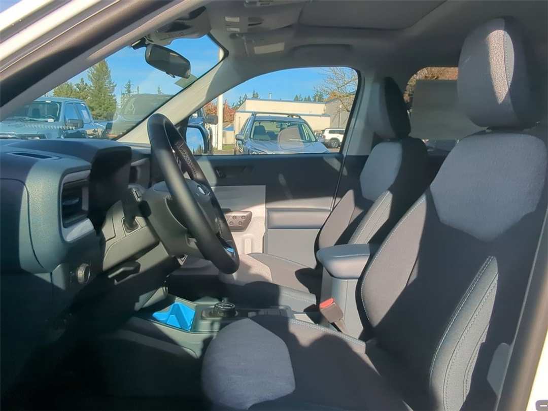 2025 Ford Maverick XLT - Image 13