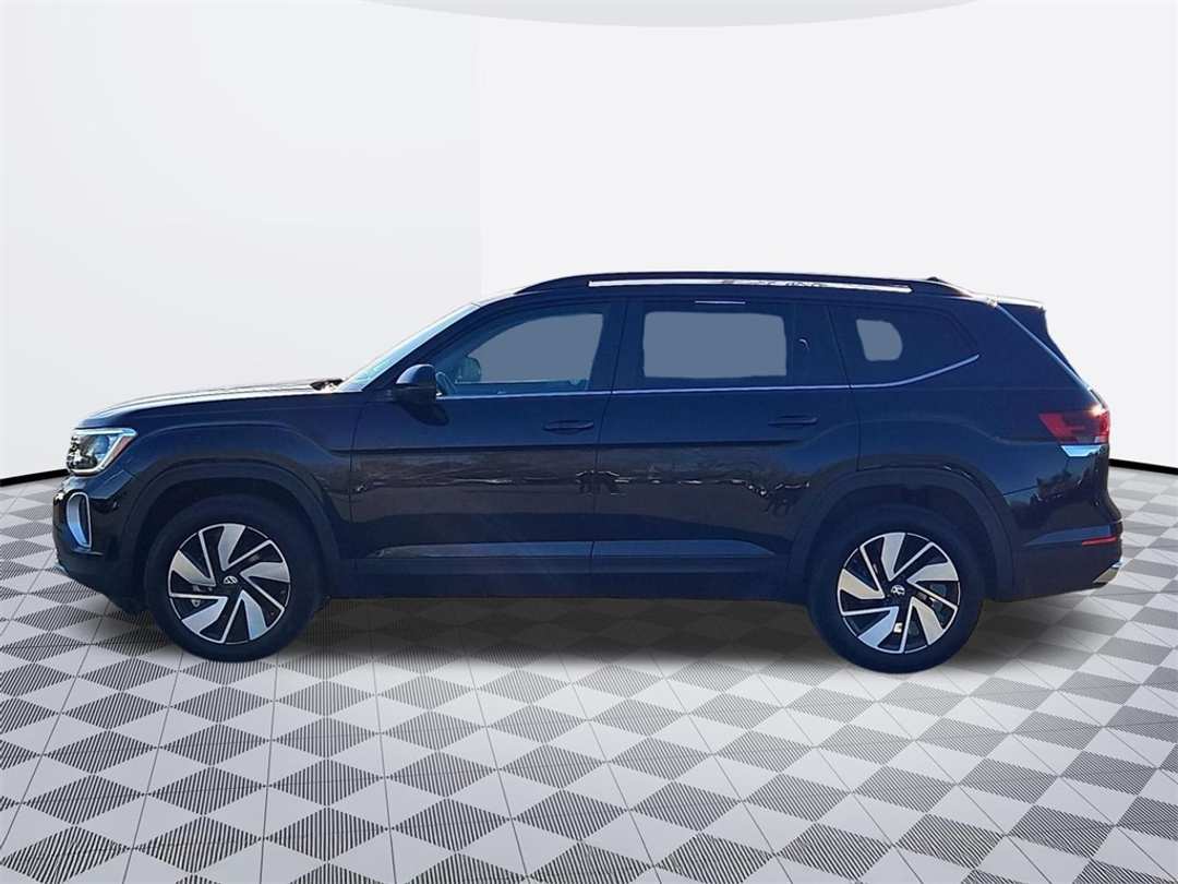 2025 Volkswagen Atlas 2.0T SE w/Technology - Image 3