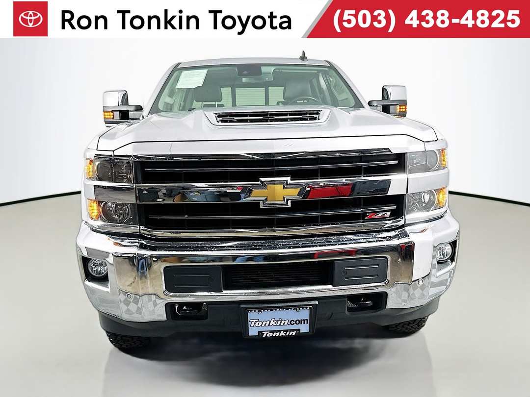 2019 Chevrolet Silverado 2500Hd LTZ - Image 2