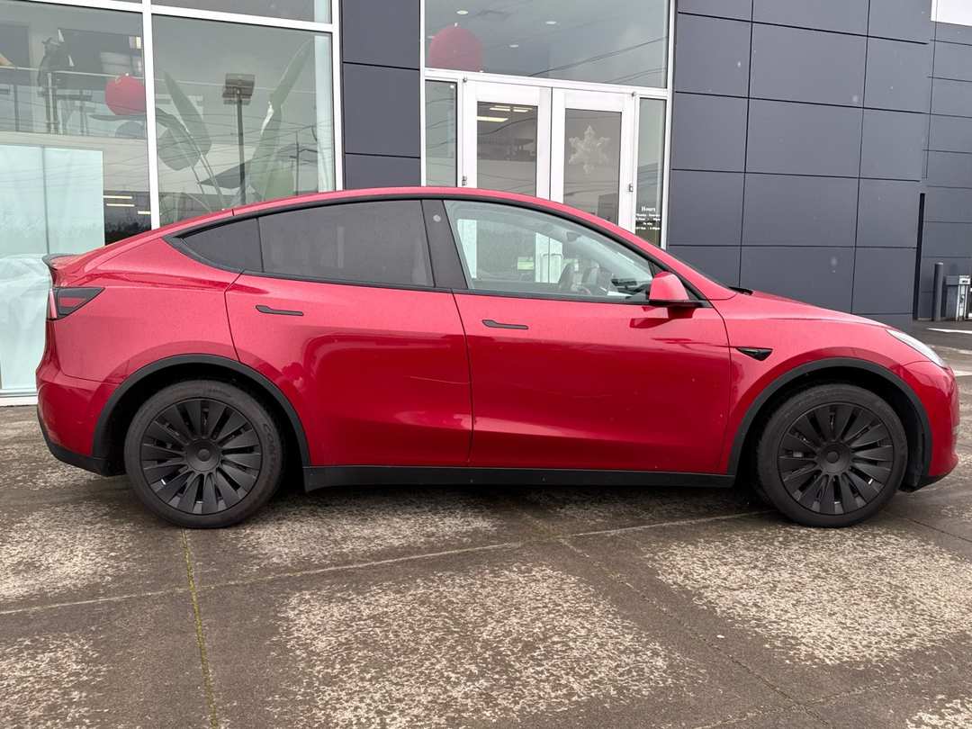 2021 Tesla Model Y Long Range - Image 2